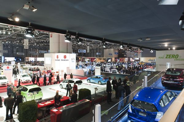 Le 81ème salon de l'automobile de Genève au travers de ses hôtesses