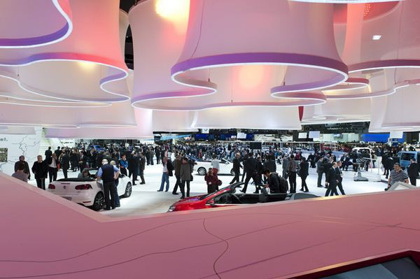 Le 81ème salon de l'automobile de Genève au travers de ses hôtesses