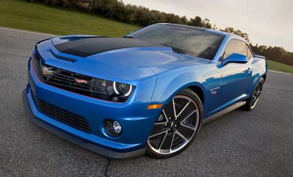 Une miniature Camaro Hot Wheels devient une voiture de série grandeur nature