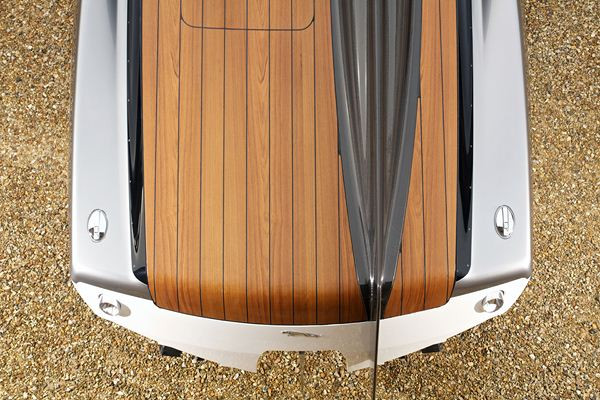 Un concept Jaguar de Speedboat pour accompagner le lancement de la XF Sportbrake