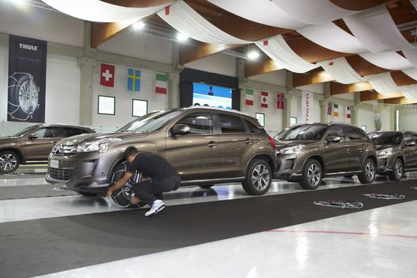 Neuf secondes pour monter la chaîne à neige Thule Easy-fit