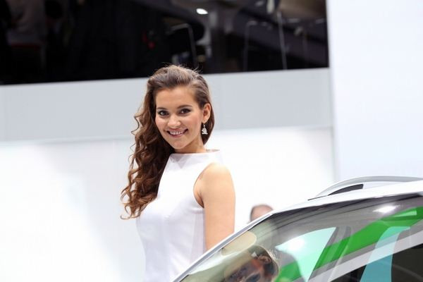 Le 83ème salon international de l'automobile de Genève au travers de ses hôtesses