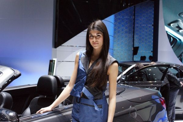 Le 83ème salon international de l'automobile de Genève au travers de ses hôtesses