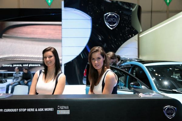 Le 83ème salon international de l'automobile de Genève au travers de ses hôtesses