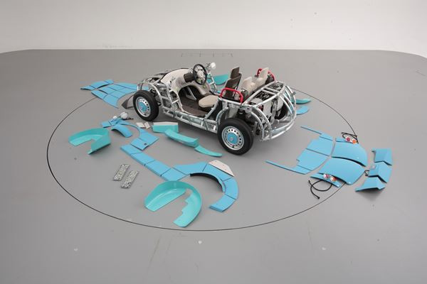 Un concept Toyota de petit cabriolet familial constitué de 57 panneaux amovibles