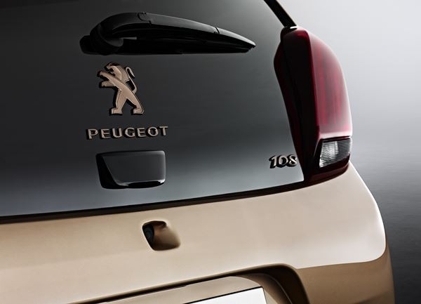 La Peugeot 108 108 Tattoo Concept a le lion dans la peau