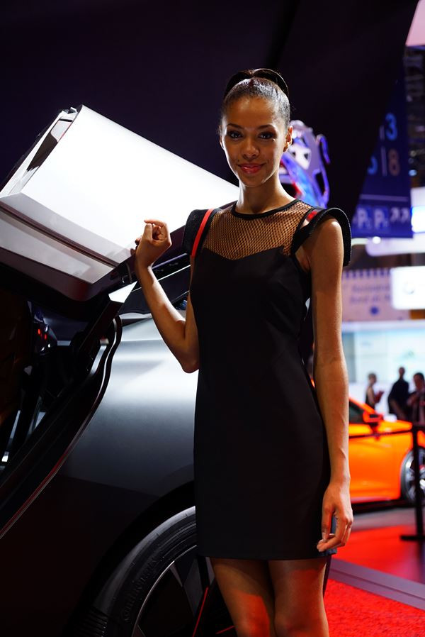 Les hôtesses du Mondial de l'Automobile de Paris 2014