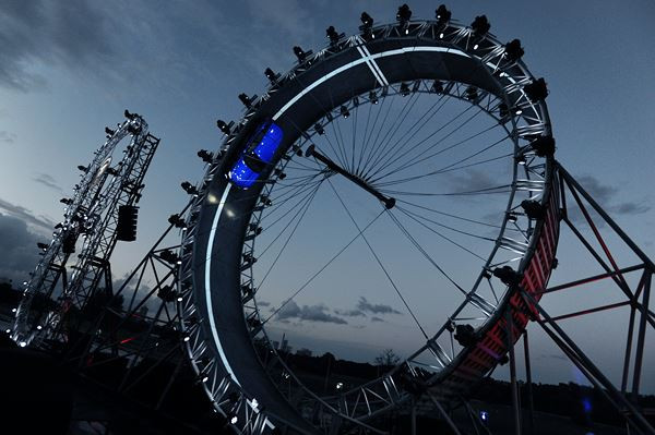 La Jaguar F-Pace effectue le plus grand looping de tous les temps