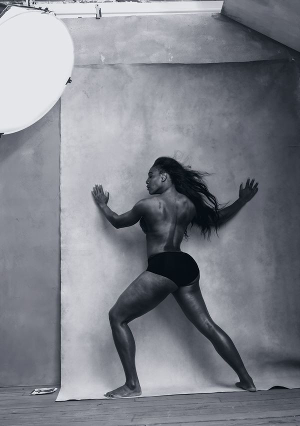 Pirelli présente le Calendrier 2017 réalisé par Peter Lindbergh