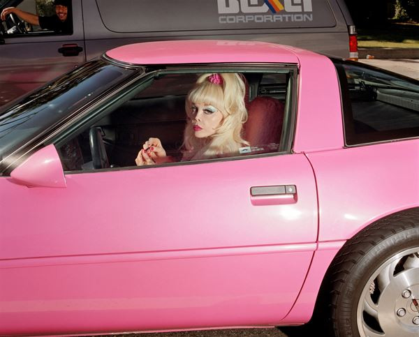 Autophoto: une exposition sur les relations entre la photographie et l’automobile