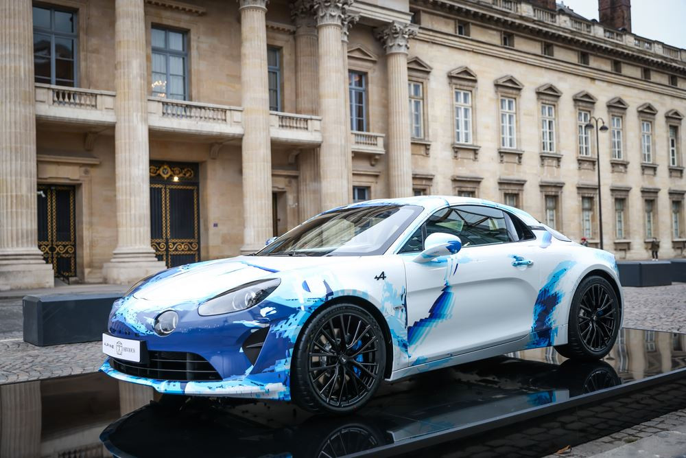Alpine A110 Sastruga: une « art car » qui explore le potentiel créatif de l’intelligence artificielle