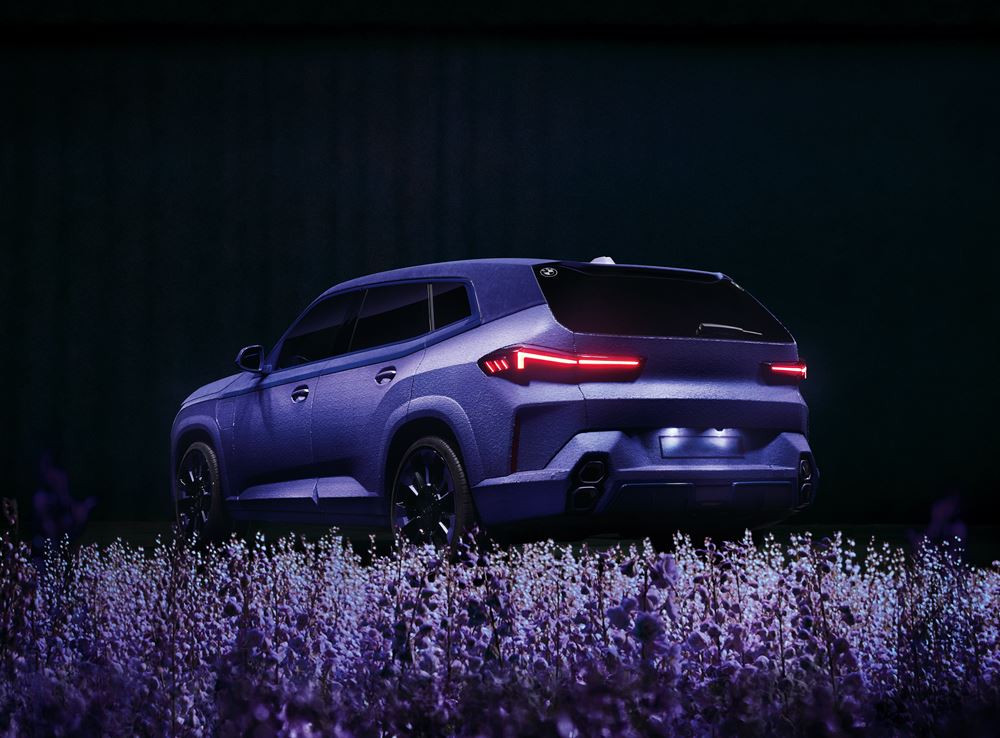 La BMW XM Mystique Allure se drape de matériaux exclusifs issus du monde de la haute couture