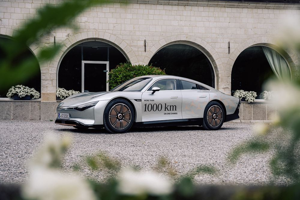 Le prototype Mercedes Vision EQXX parcourt 1 202 km avec une seule charge de batterie
