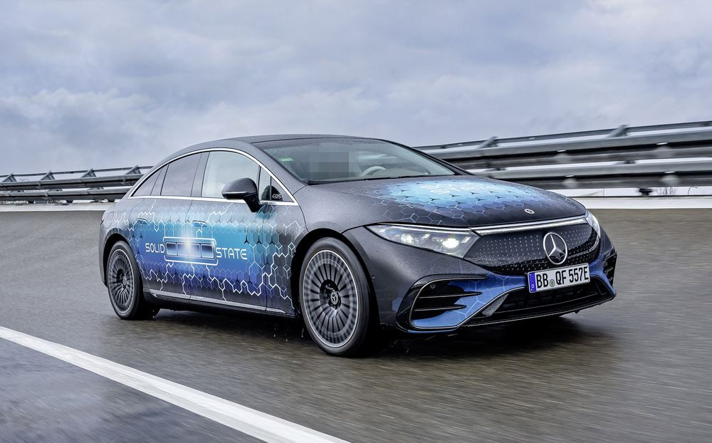 Des batteries à l'état solide Factorial en essais routiers chez Mercedes