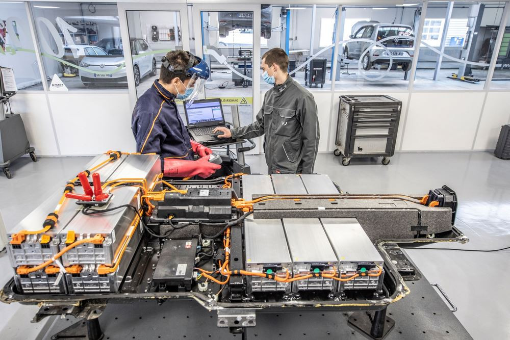 La batterie haute tension d'un véhicule électrique se dégrade naturellement au fil de son usage