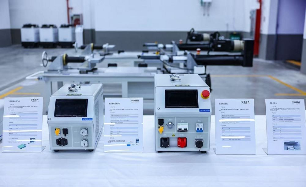 La réparation des batteries de véhicules électriques dont les batteries sont intégrées au châssis se standardise