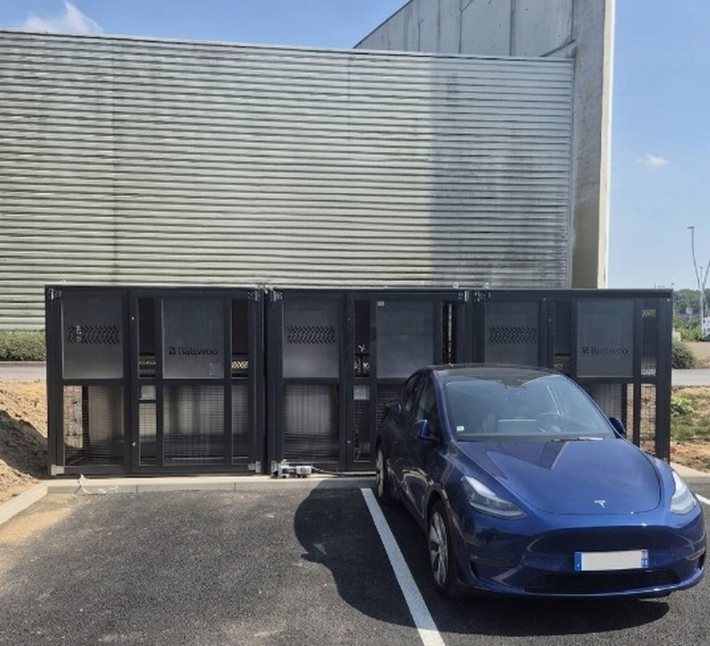 Des batteries haute tension de véhicules électriques reconditionnées en solutions de stockage d'électricité