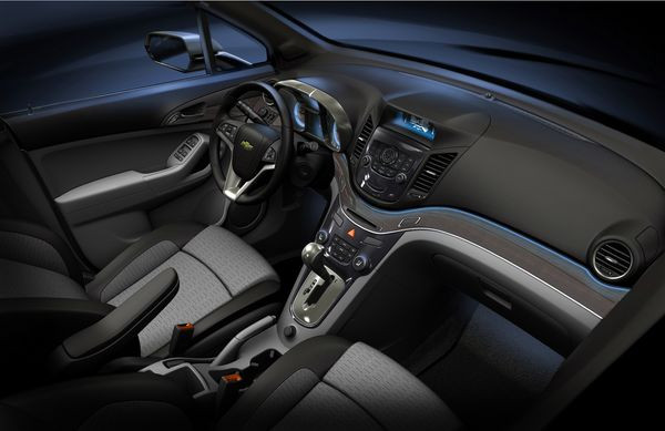Chevrolet présente le concept-car Orlando