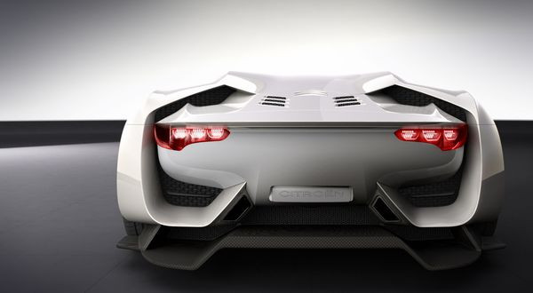 Citroën présente un étonnant show-car GTbyCITROËN
