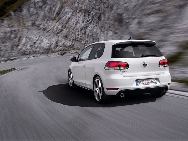 Volkswagen présente en première mondiale le concept Golf GTI