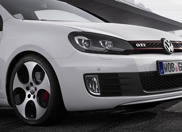 Volkswagen présente en première mondiale le concept Golf GTI
