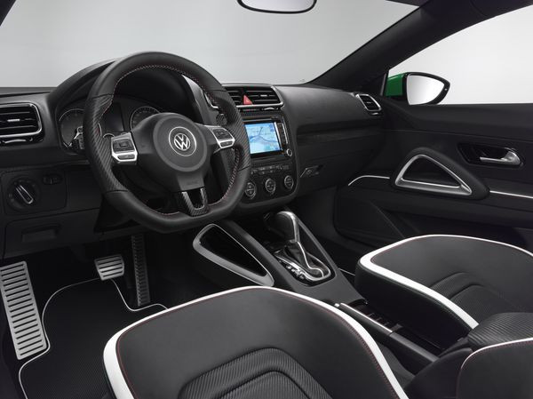 Volkswagen présente une version routière du Scirocco GT24