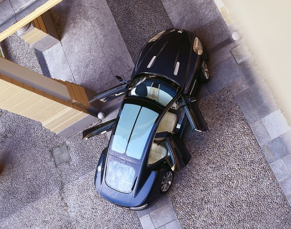 Redécouvrez le Concept Aston Martin Rapide