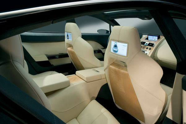 Redécouvrez le Concept Aston Martin Rapide