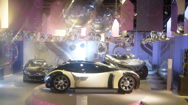 Peugeot invite les visiteurs du Peugeot Avenue Paris à imaginer la mobilité du futur
