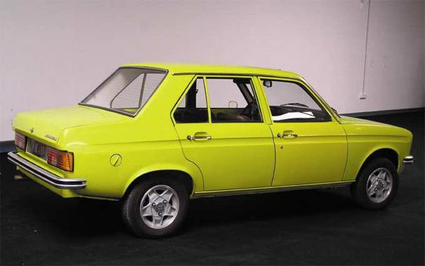 Peugeot expose ses modèles interdits