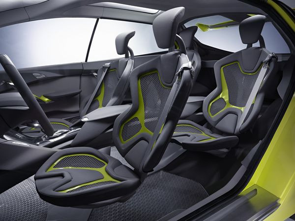 Ford présente le concept iosis MAX au salon de Genève