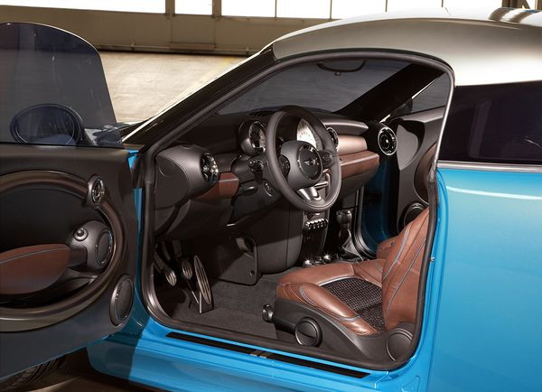 MINI dévoile la MINI Coupé Concept