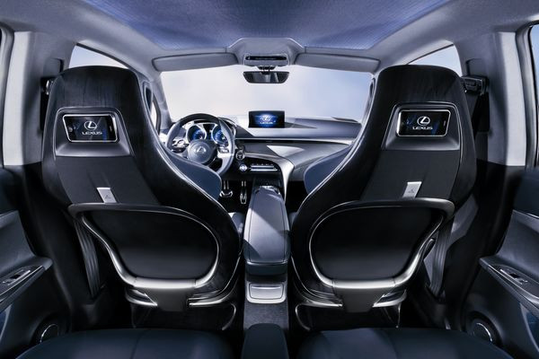 Première mondiale à Francfort pour le concept Lexus LF-Ch