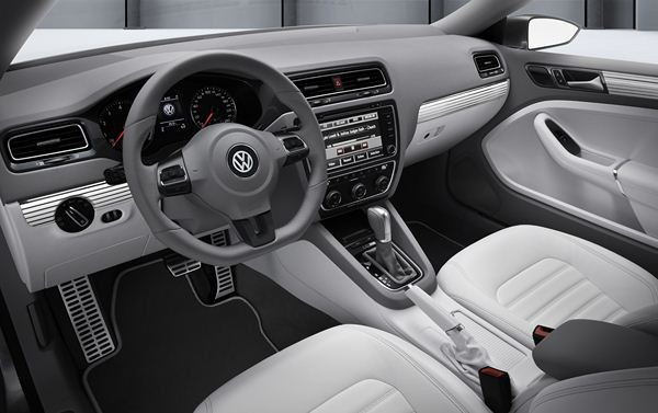 Première mondiale du Volkswagen New Compact Coupé à Détroit