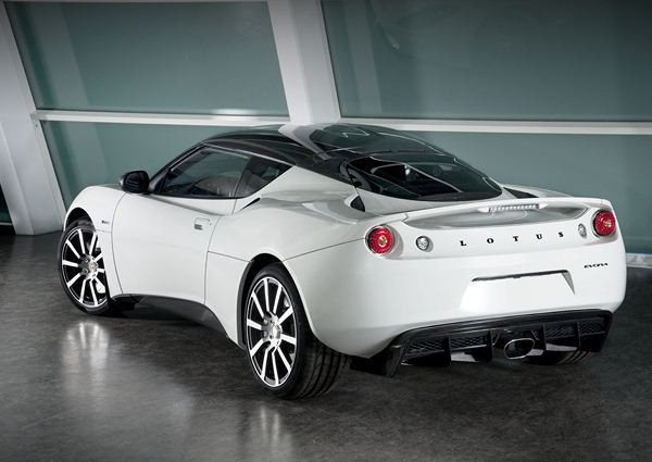 Lotus présente le concept Evora Carbon à Genève