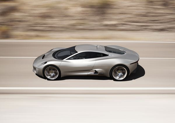 Jaguar célèbre ses 75 ans avec le concept Jaguar C-X75