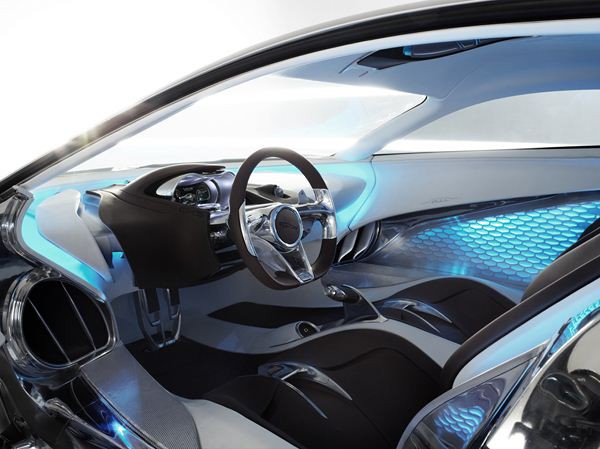 Jaguar célèbre ses 75 ans avec le concept Jaguar C-X75