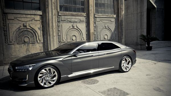 Citroën présente le concept-car Metropolis au salon de Genève