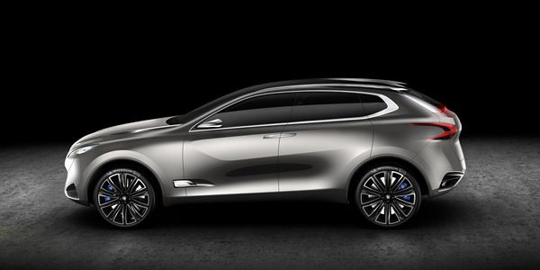 Peugeot présente le concept-car SXC au salon de Shanghai