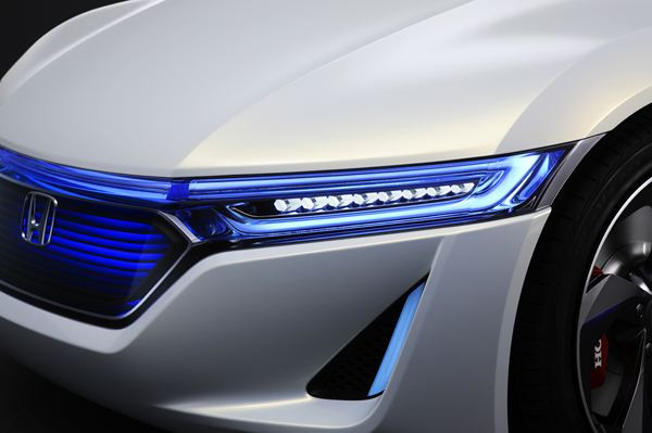 Honda présente le concept de roadster électrique EV-STER au salon de Tokyo
