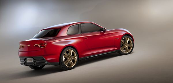 Chevrolet présente le concept de coupé Code 130R à Détroit