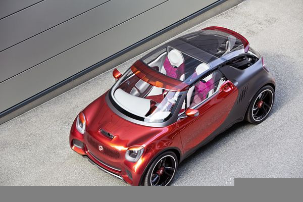Le concept smart forstars en première mondiale au salon de l'automobile de Paris