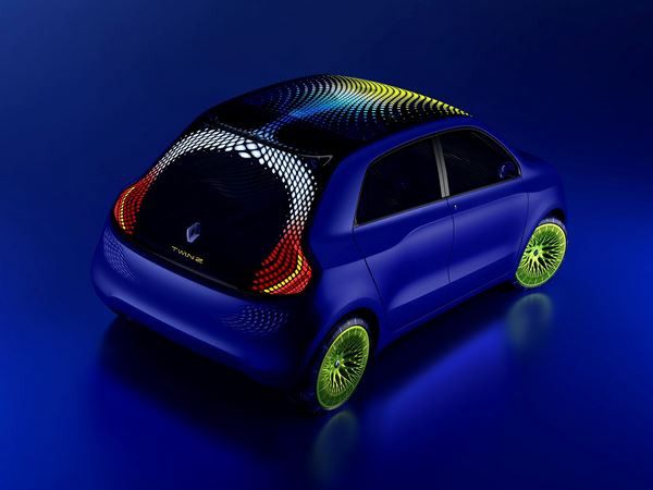 Renault présente le concept-car de petite citadine électrique Twin’Z