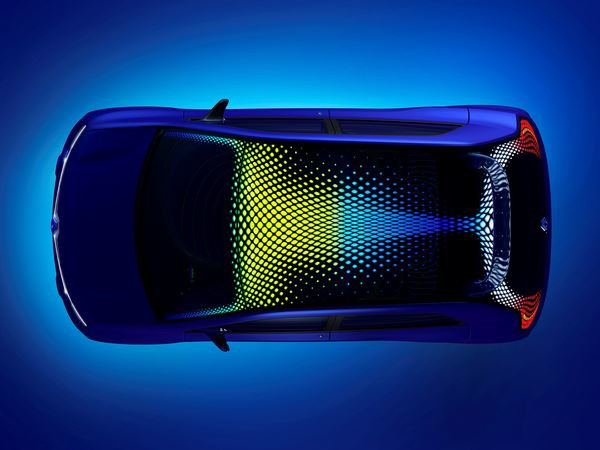Renault présente le concept-car de petite citadine électrique Twin’Z