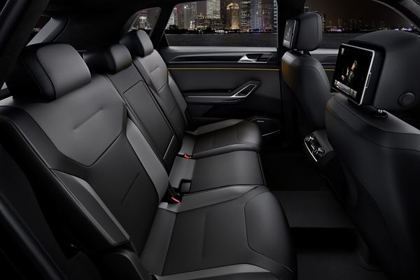Le concept Volkswagen CrossBlue Coupé dévoilé en première mondiale à Shanghai