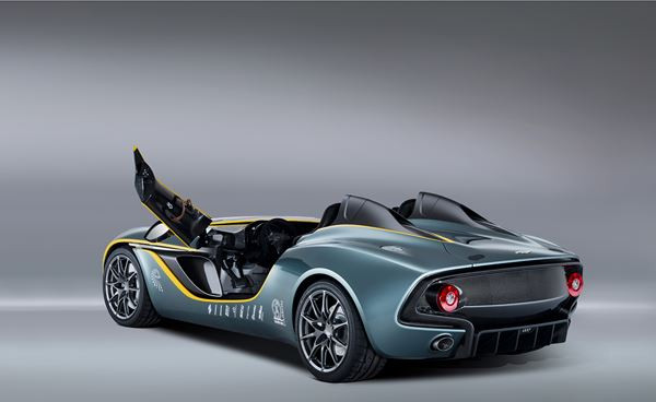 Un concept radical Aston Martin CC100 Speedster pour les 100 ans de la marque anglaise