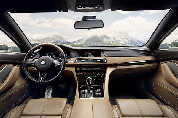 Le BMW Pininfarina Gran Lusso Coupé dévoilé au concours d’Elegance de la Villa d’Este 2013