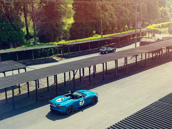 Un projet unique Jaguar Project 7 de roadster monoplace tout aluminium