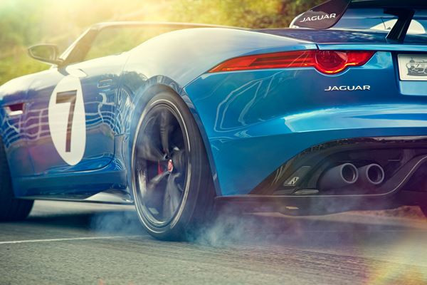 Un projet unique Jaguar Project 7 de roadster monoplace tout aluminium