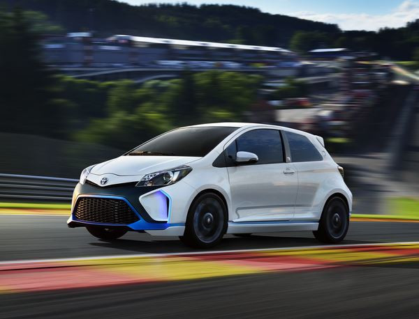 Un concept-car Toyota Yaris Hybrid-R 4 roues motrices doté de 420 ch